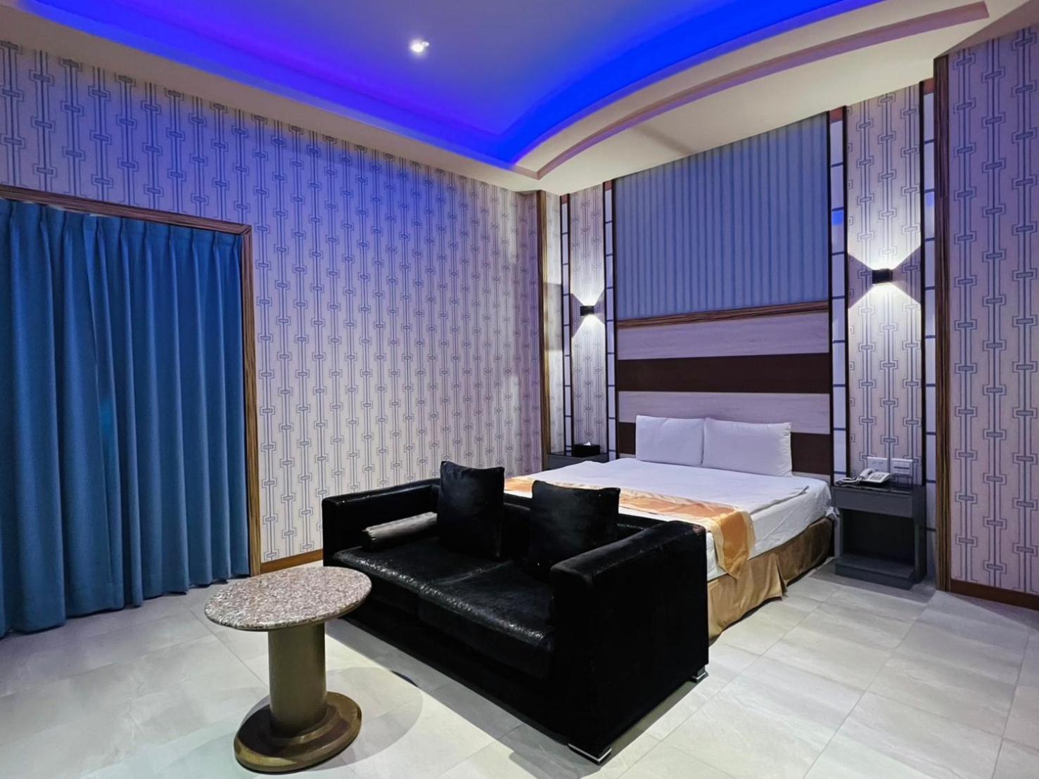 Wei Feng Exquisite Motel Pintung Branch Pingtung Экстерьер фото