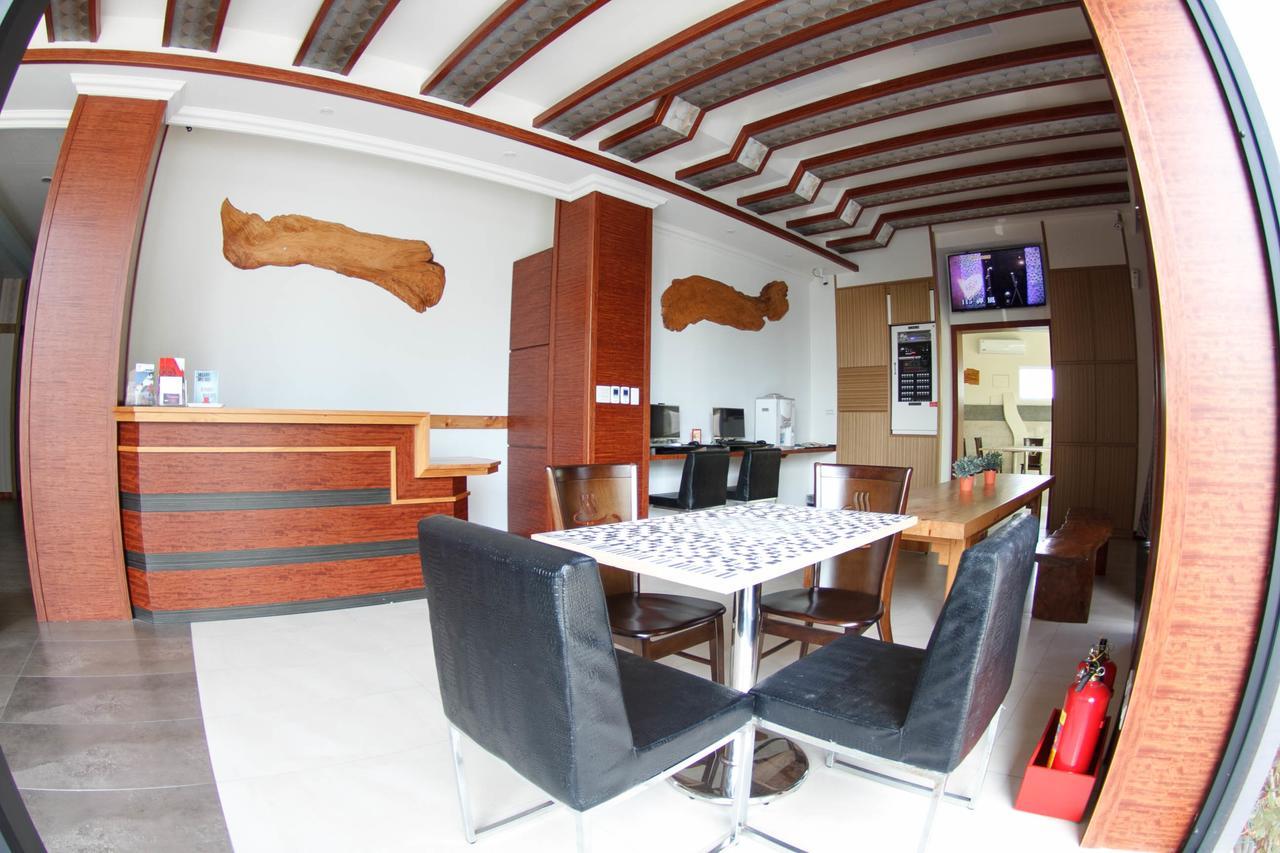 Wei Feng Exquisite Motel Pintung Branch Pingtung Экстерьер фото